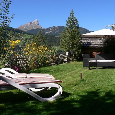 Hotel Alpenrose Dolomites Ла Вале Екстериор снимка