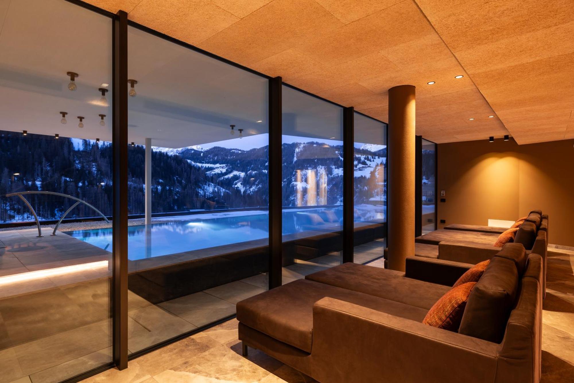 Hotel Alpenrose Dolomites Ла Вале Екстериор снимка