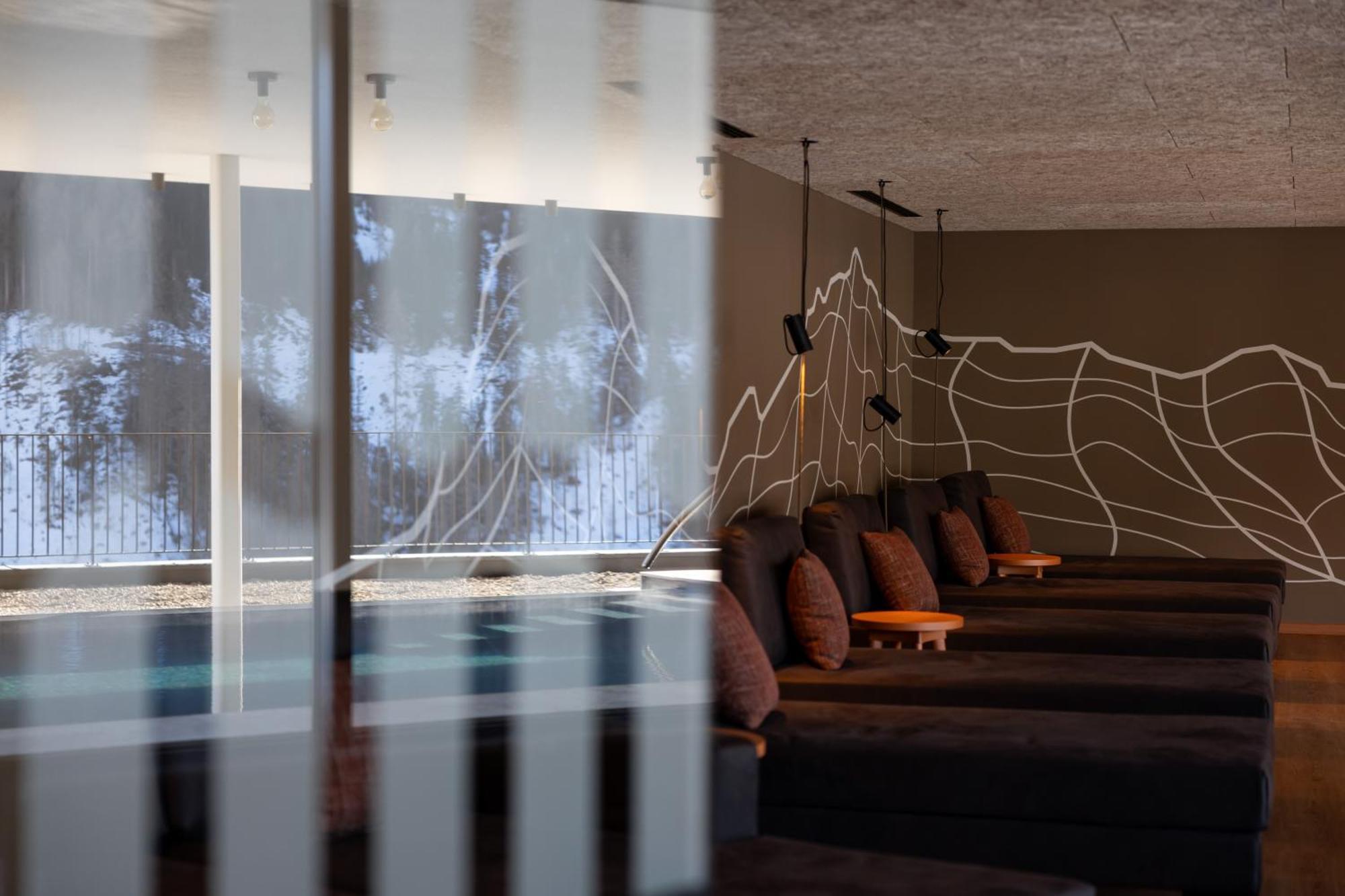 Hotel Alpenrose Dolomites Ла Вале Екстериор снимка