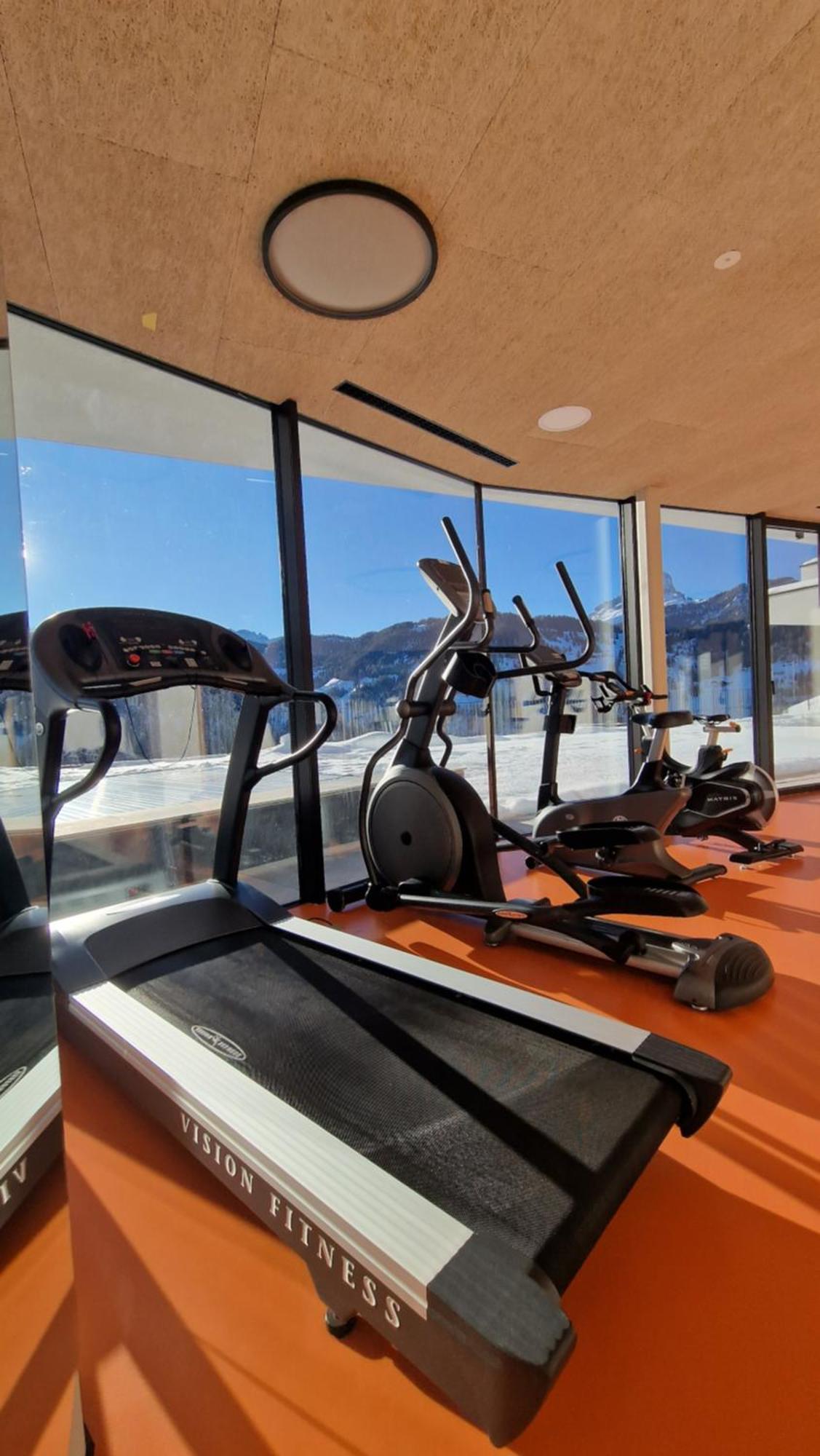 Hotel Alpenrose Dolomites Ла Вале Екстериор снимка