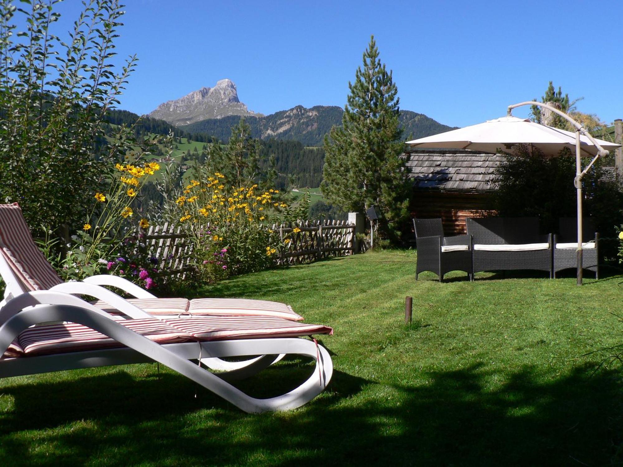 Hotel Alpenrose Dolomites Ла Вале Екстериор снимка