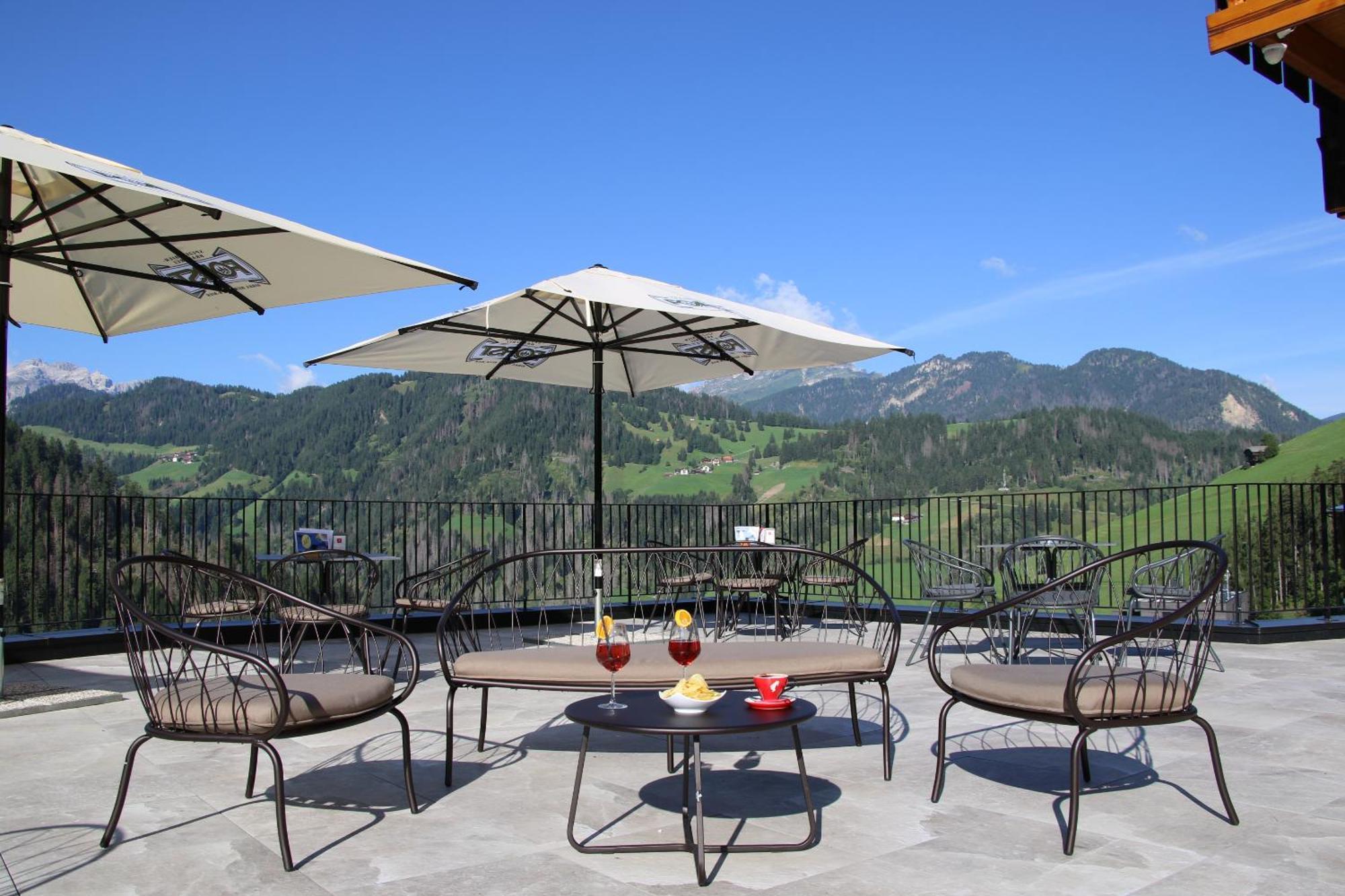 Hotel Alpenrose Dolomites Ла Вале Екстериор снимка